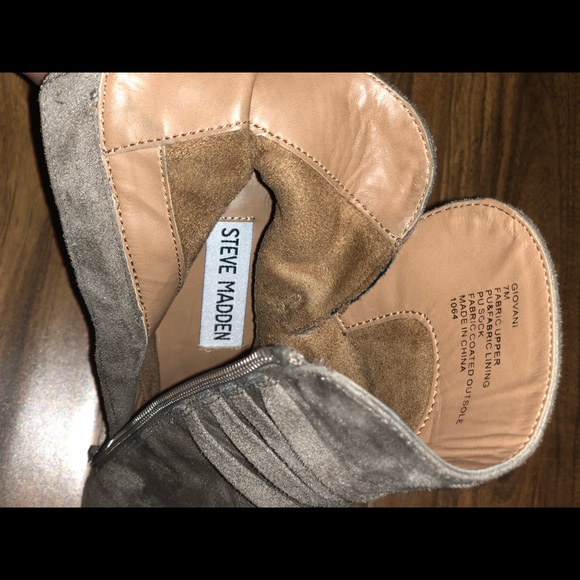 Steve Madden taupe heeled ankle booties - Picture 4 of 4